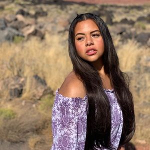 Meet your Posher, Simone